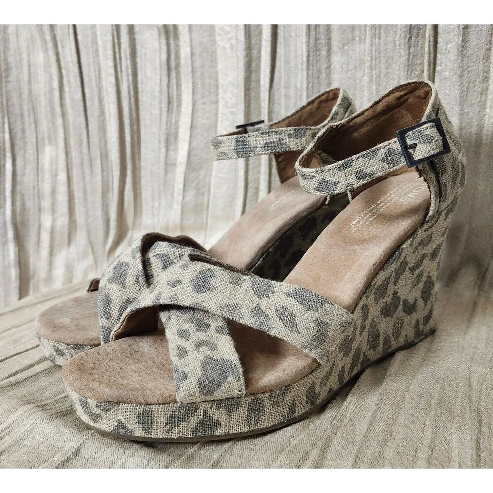 TOMS Leopard Cheetah Print Crisscross Ankle Strap Wedges Sandals 10